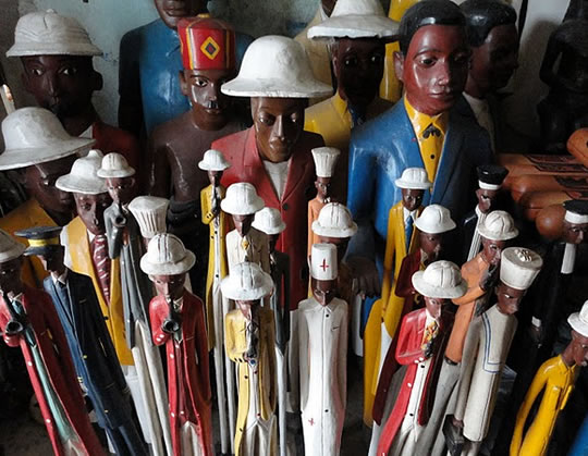 Photo of handcarved and painted figures.